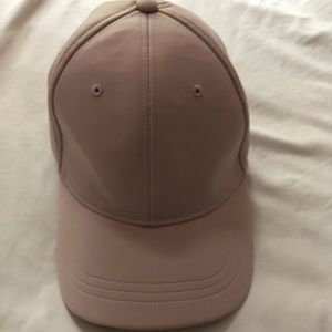 Lululemon blush hat